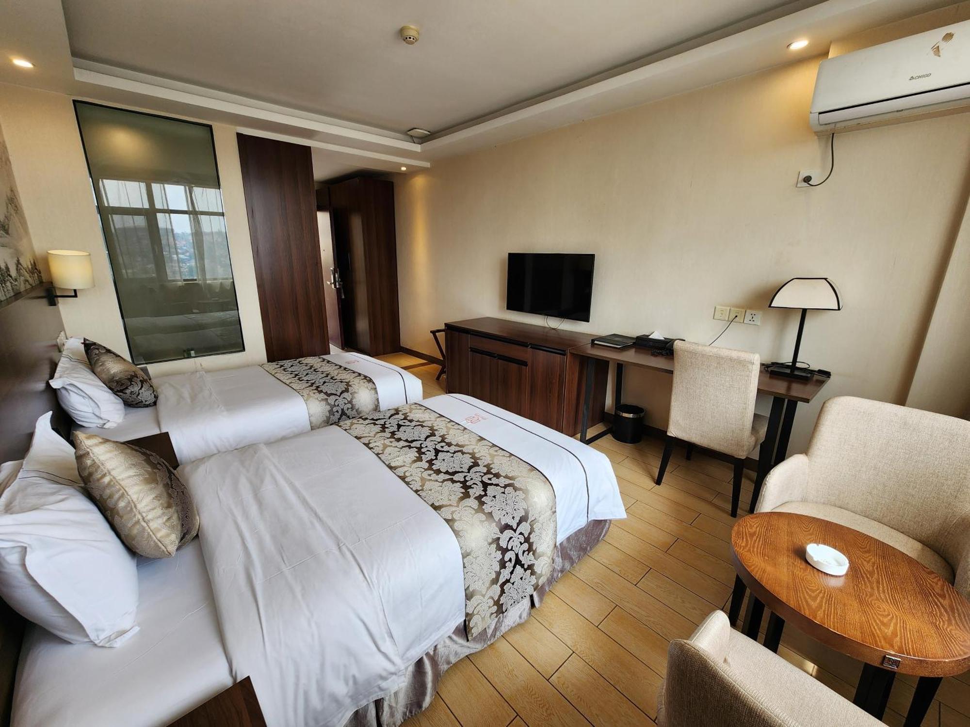 Dmall Hotel Kigali Buitenkant foto