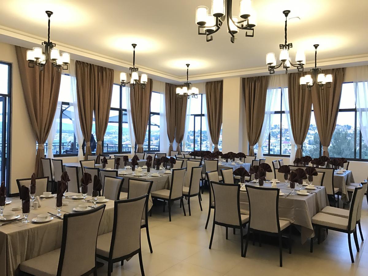 Dmall Hotel Kigali Buitenkant foto