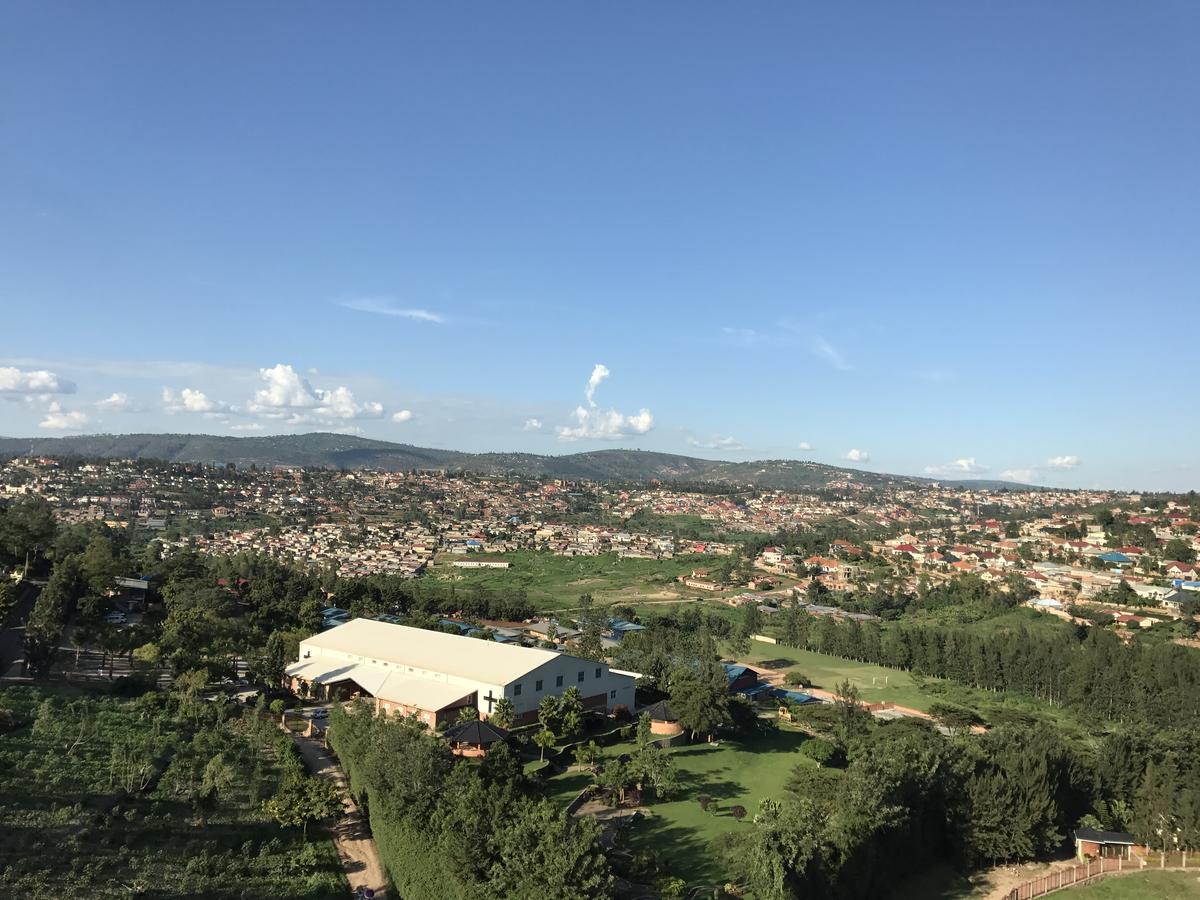 Dmall Hotel Kigali Buitenkant foto