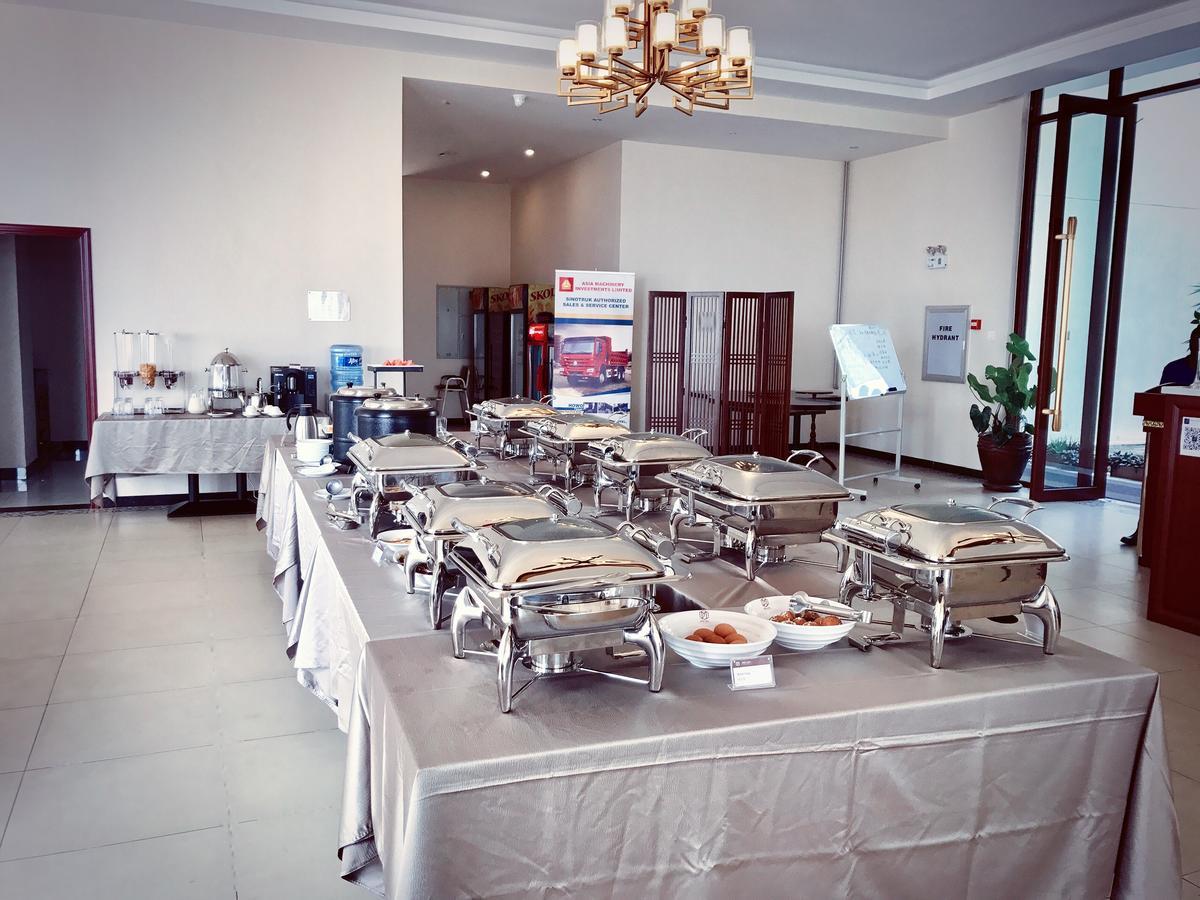 Dmall Hotel Kigali Buitenkant foto